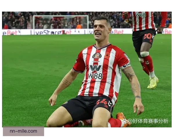 英超老将经验价值全面体现对球队稳定传承与竞争力的深远意义 英超老将经验价值全面体现对球队稳定传承与竞争力的深远意义